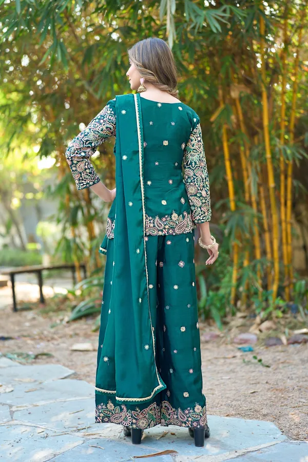 Elegant_Emerald_Embroidered_Kurta_Palazzo_Set