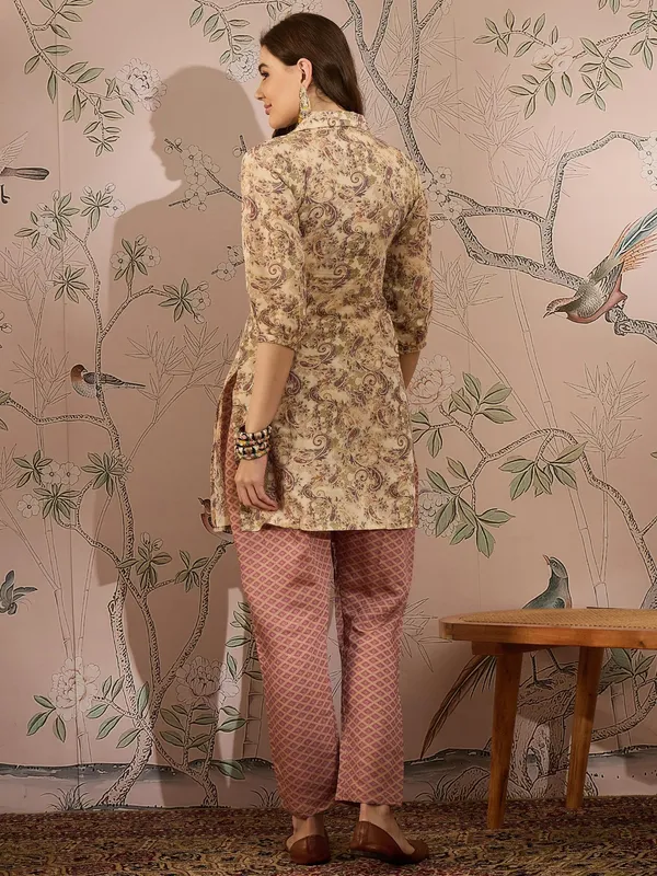 Breezy_Cream_Floral_Printed_Cotton_Co-Ord_Set