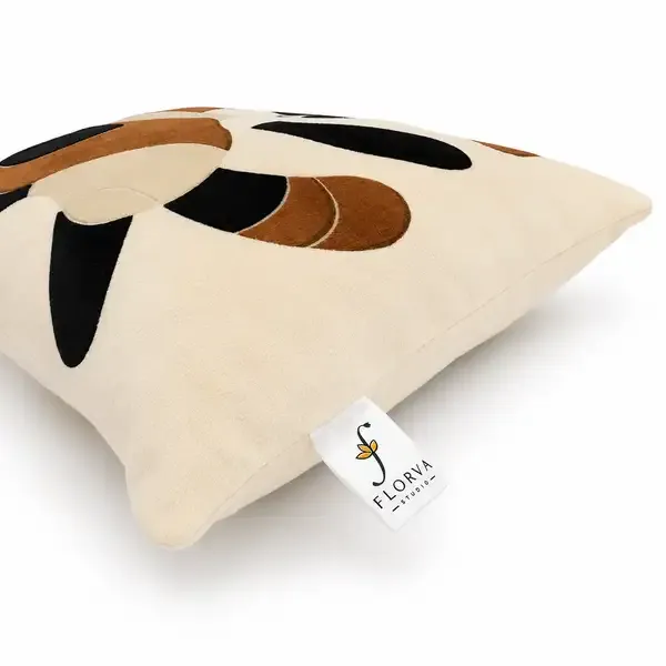 Velboa_Kids_Cartoon_Cat_Print_Cushion