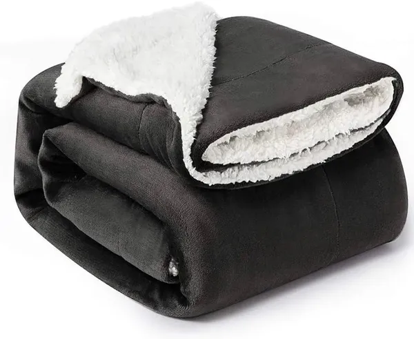 Baby_Hooded_Swaddle_Wrapper