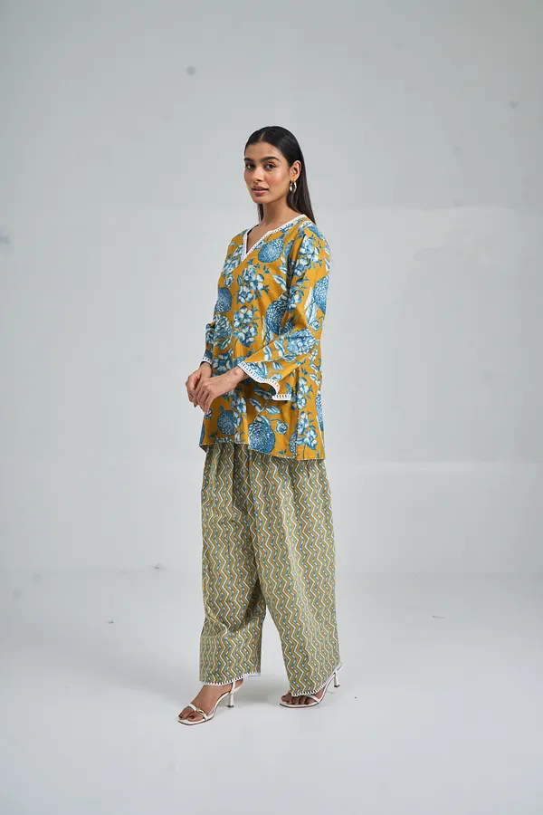 YELLOW_RUBY_BOTANICAL_FARSHI_CO-ORD_SET