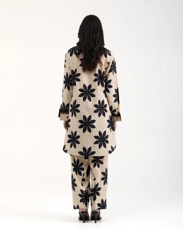 BLACK_STAR_FARSHI_CO-ORD_SET