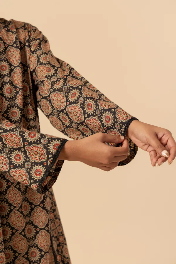 Heritage_Wheel_Ajrakh_Printed_Farshi_Co-Ord_Set