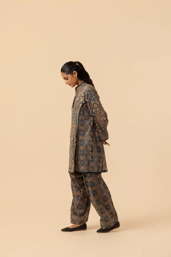 Dusk_Harmony_Ajrakh_Printed_Farshi_Coord_Set