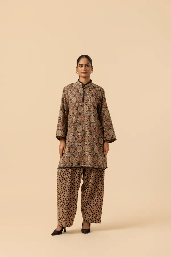 Desert_Bloom_Ajrakh_Printed_Farshi_Coord_Set