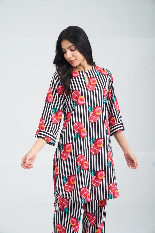 BLACK_WILDFLOWER_SRIPE_CO-ORD_SET