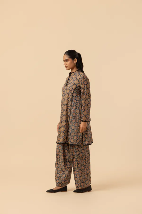 Indigo_Maze_Ajrakh_Printed_Farshi_Coord_Set