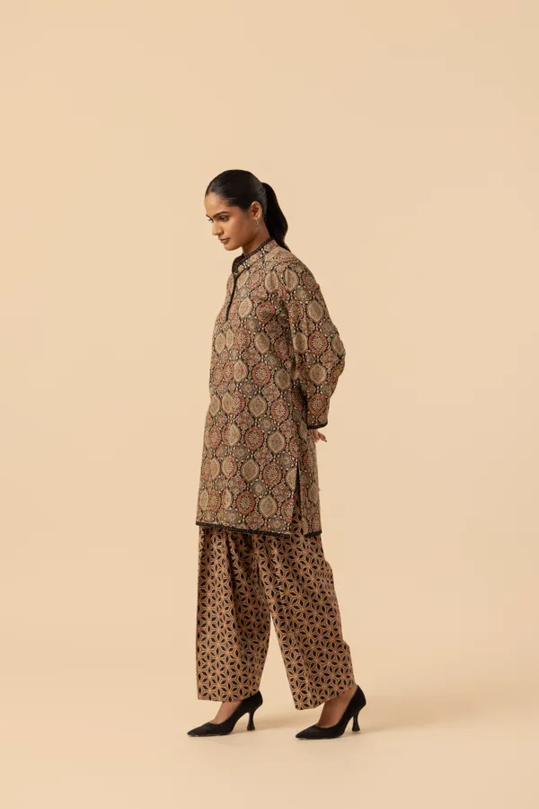 Desert_Bloom_Ajrakh_Printed_Farshi_Coord_Set