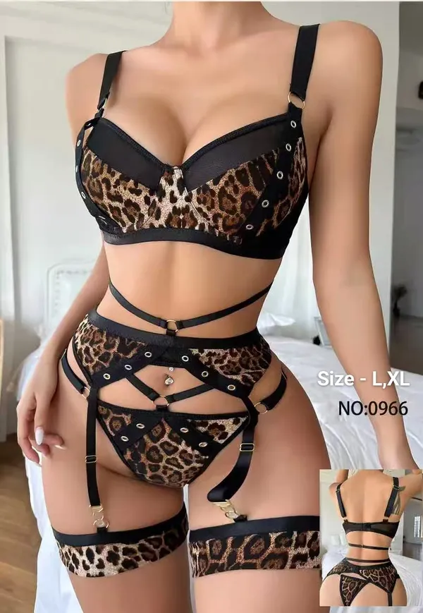 Black_Leopard_Print_Strappy_Lingerie_Set_For_Women