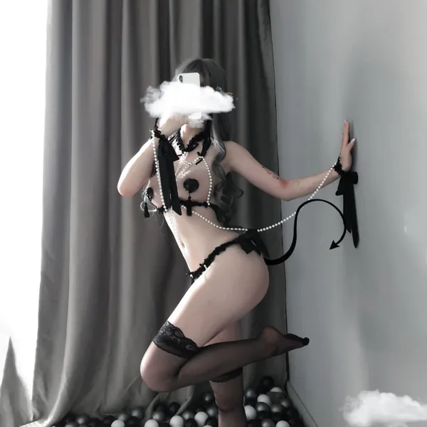 Black_Lace_Ribbon_Accent_Lingerie_Set_For_Women