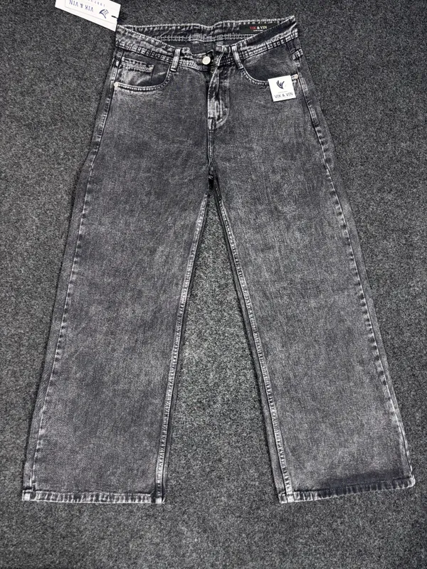 Grey_Denim_Straight_Fit_Jeans_For_Men