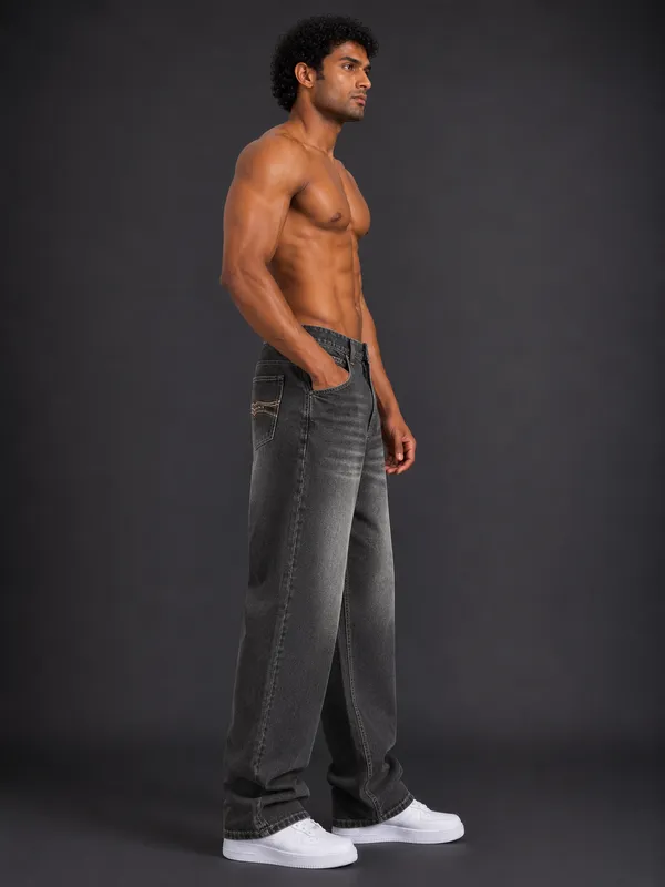 Loss_fit_Grey_black_