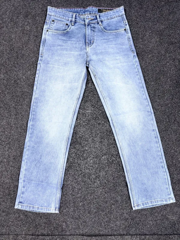 Light_Blue_Denim_Straight_Fit_Jeans_For_Men