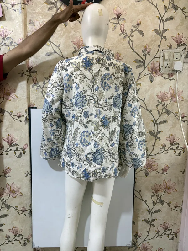 Blue_and_Beige_Floral_Top