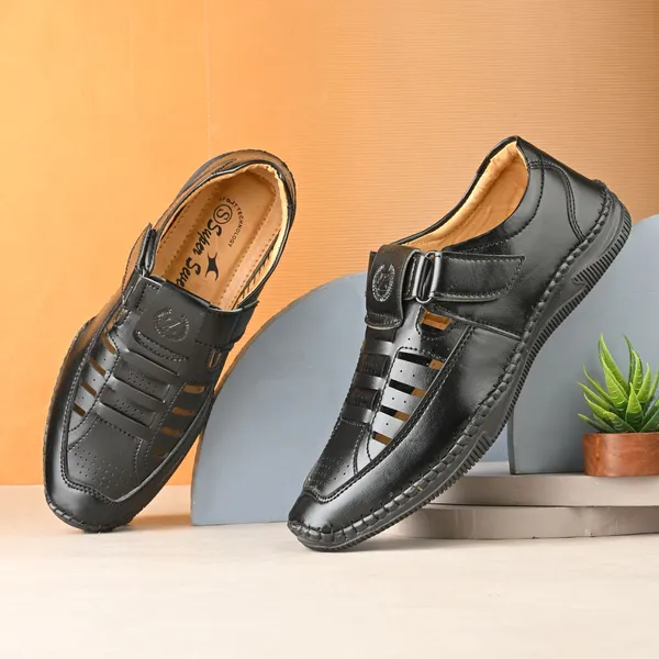 IND_TheShoeCompany_Men_Sandals_(Black_,_7)