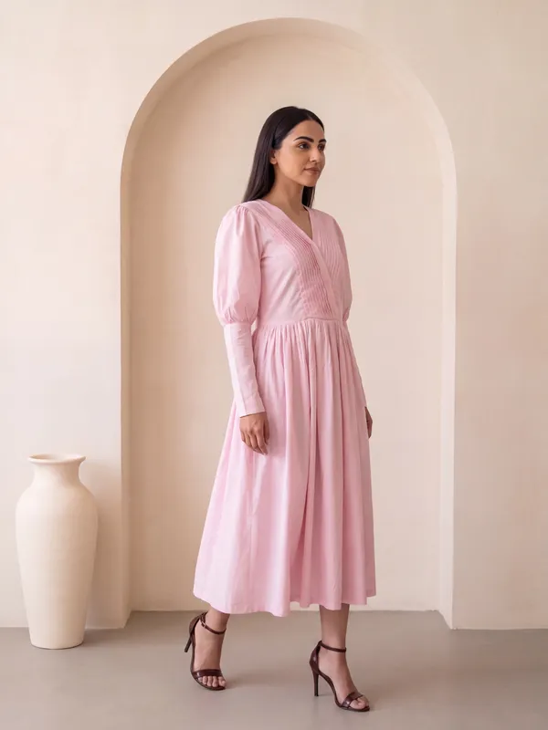 Pink_Pleated_Maxi_Dress_for_Women