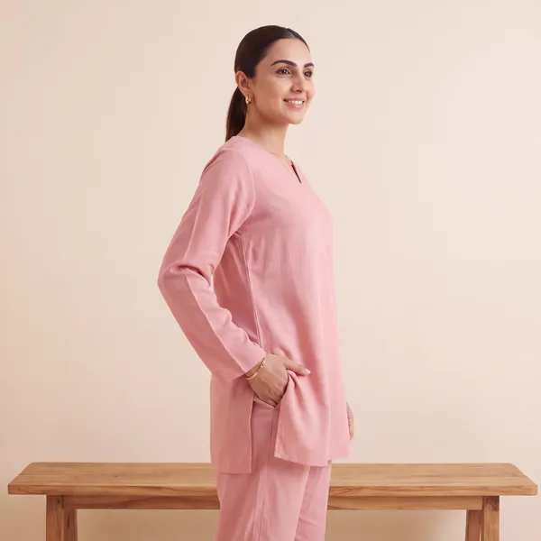 Dusty_Rose_Rayon_Straight_Kurta_Set_For_Women