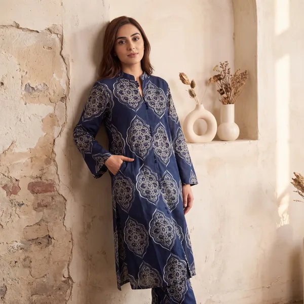 Navy_Printed_Straight_Kurta_Set_for_Women
