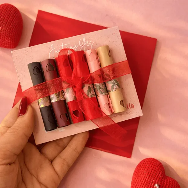 A_Year_Of_Us_Monthly_Love_Letter_Box