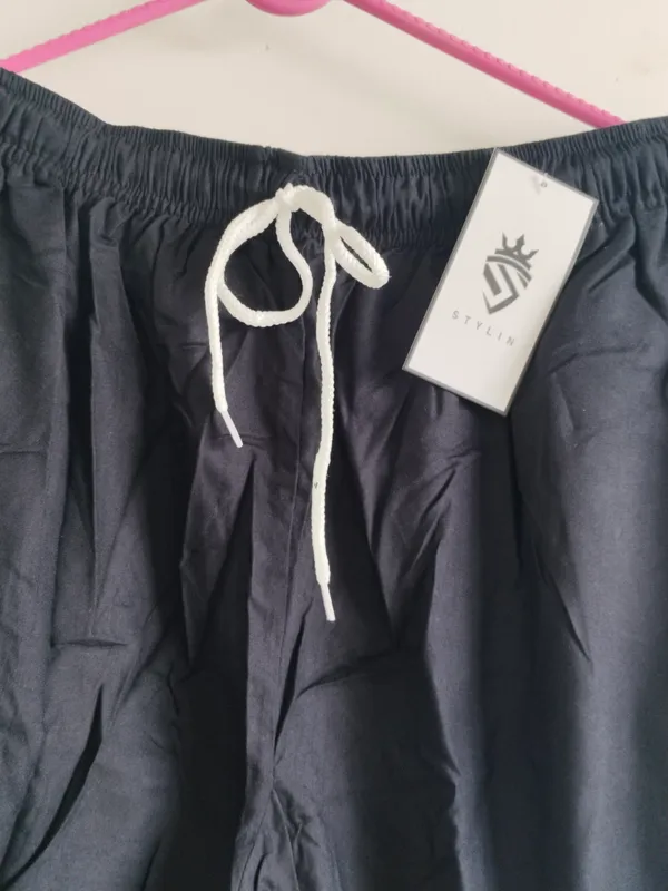 Black_Athletic_Fit_Track_Pants_for_Men