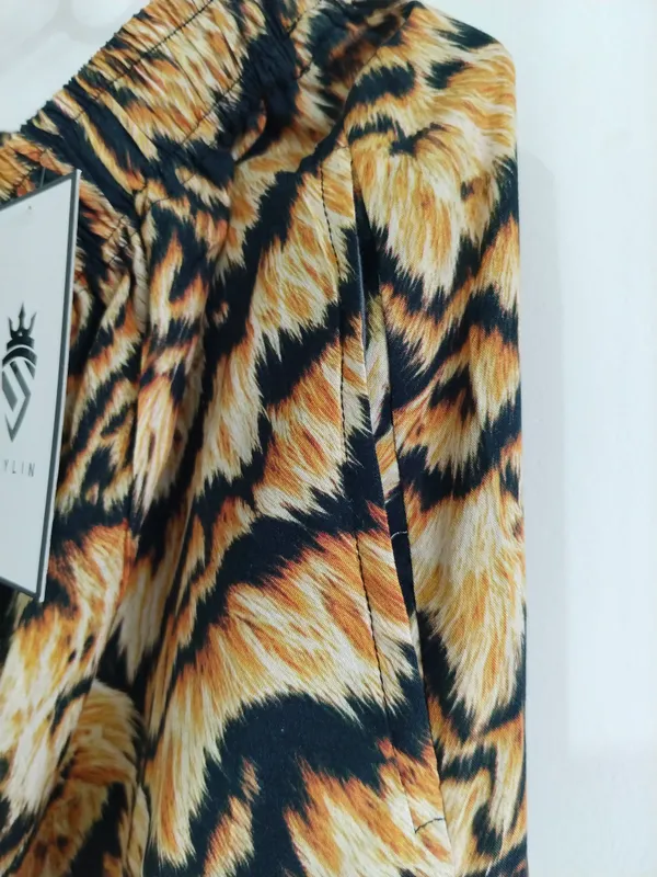 Leopard_Print_Drawstring_Shorts_for_Women