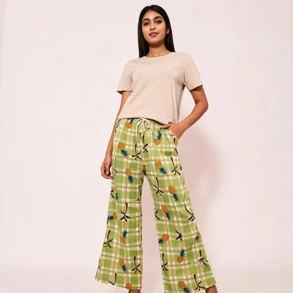 Green_Rayon_Flared_Pineapple_Print_Palazzo_Pant_For_Women