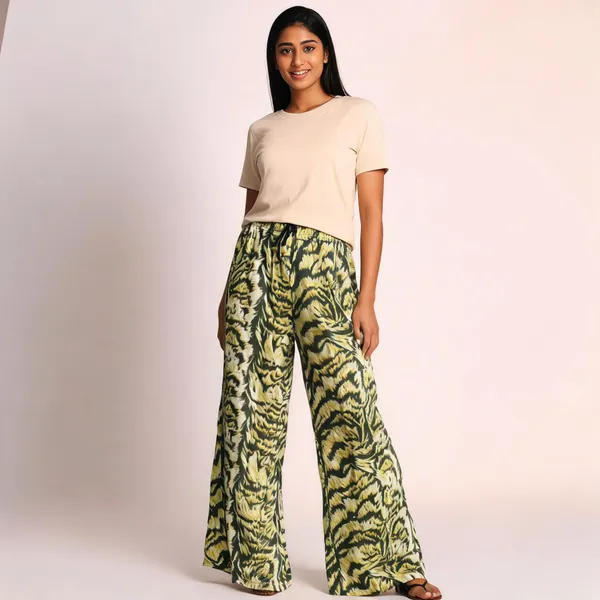 Green_Rayon_Wide_Leg_Botanical_Print_Palazzo_Pant_For_Women