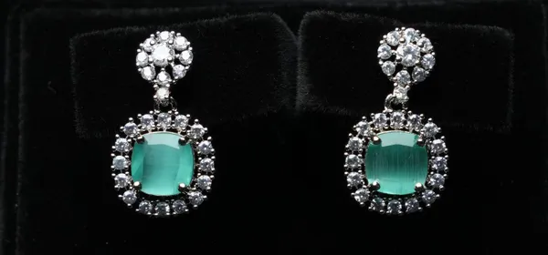 Classic_Halo_Cushion_Drop_Earrings