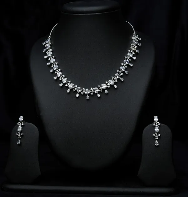 Celestial_Bloom_Necklace_Set