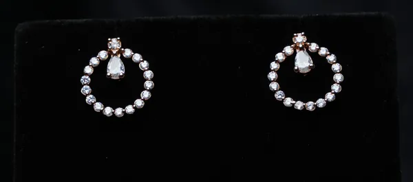 Glamour_Circle_Drop_Earrings
