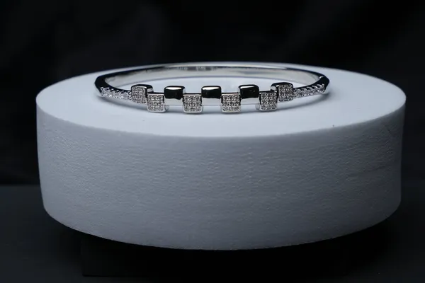 Urban_Cube_Bracelet