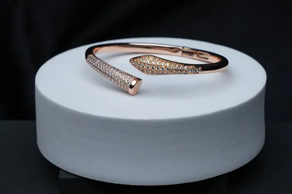 Serpent_Luxe_Bracelet