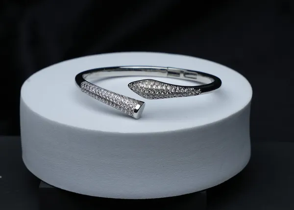 Serpent_Luxe_Bracelet