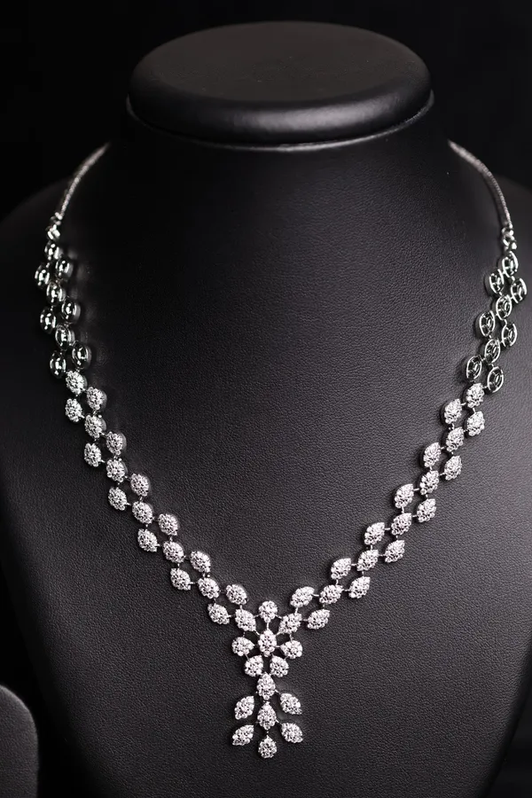 Elina_Spark_Necklace_Set