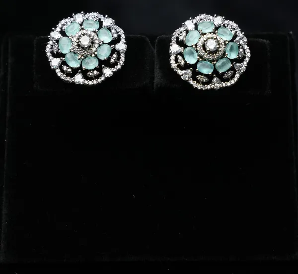 Floral_Shine_Premium_Studs