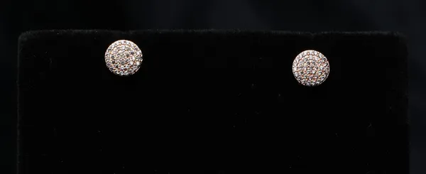 Radiant_Halo_Round_Studs