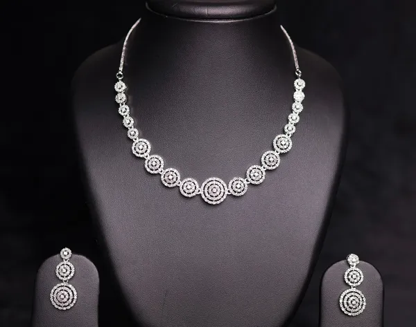 Radiant_Spiral_Cz_Necklace_Set