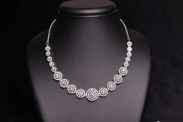 Radiant_Spiral_Cz_Necklace_Set