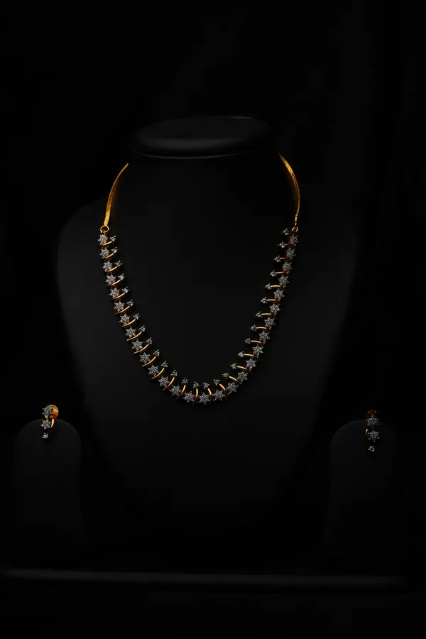 Golden_Radiance_Cz_Necklace_Set