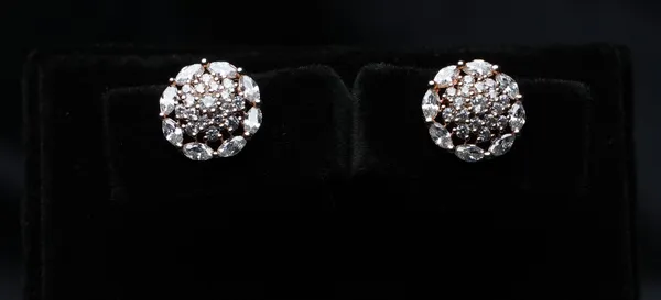 Classic_Bloom_Studs