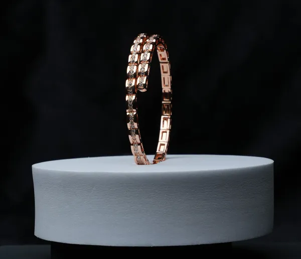 The_Eternelle_Bracelet