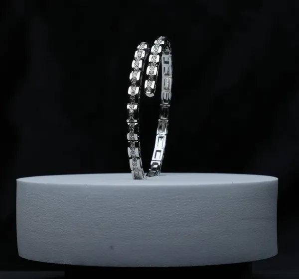 The_Eternelle_Bracelet