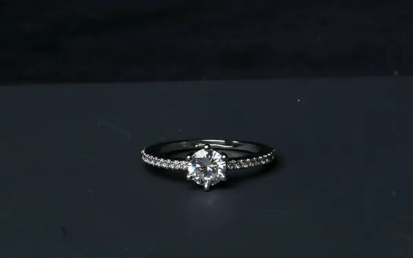 Classic_Solitaire_Cz_Ring