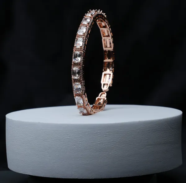 Radiant_Square_Cz_Bracelet