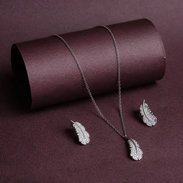 Feather_Glow_Cz_Pendant_Set