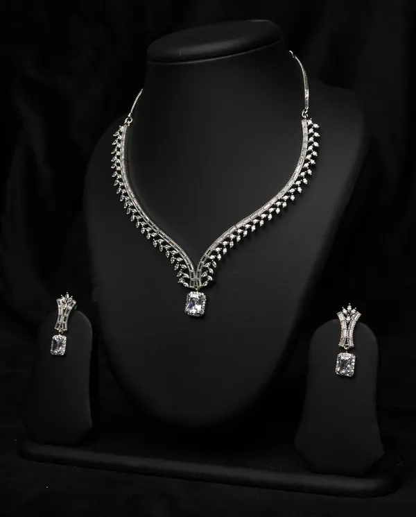 Celeste_Radiance_Cz_Stone_Necklace_Set