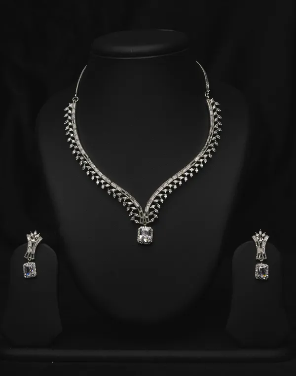 Celeste_Radiance_Cz_Stone_Necklace_Set