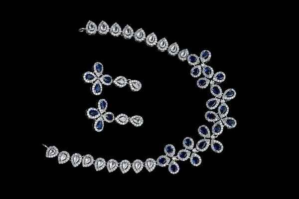 Regal_Teardrop_Necklace_&_Earrings_Set