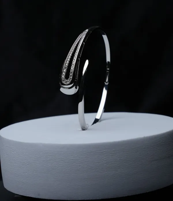 Teardrop_Luxe_Bracelet