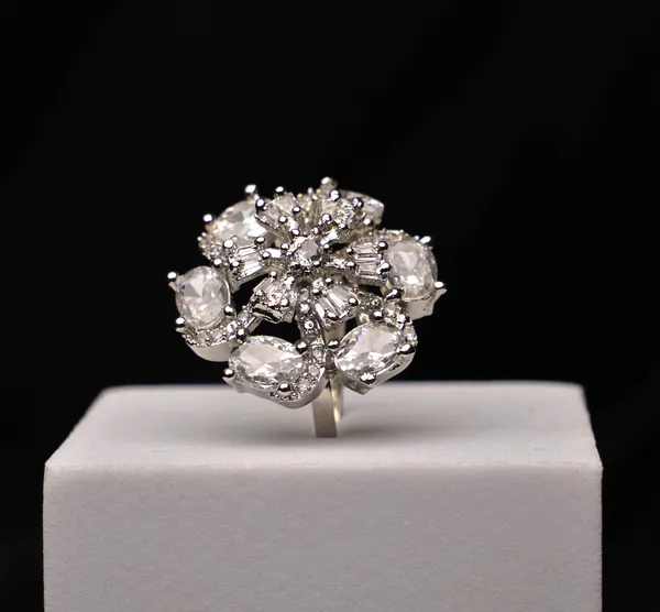 Crystal_Bloom_Statement_Ring